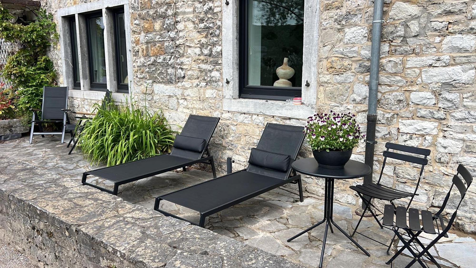Villa Pieds Dans L'Eau Private Wellness Bordure De Meuse Lustin Exterior foto